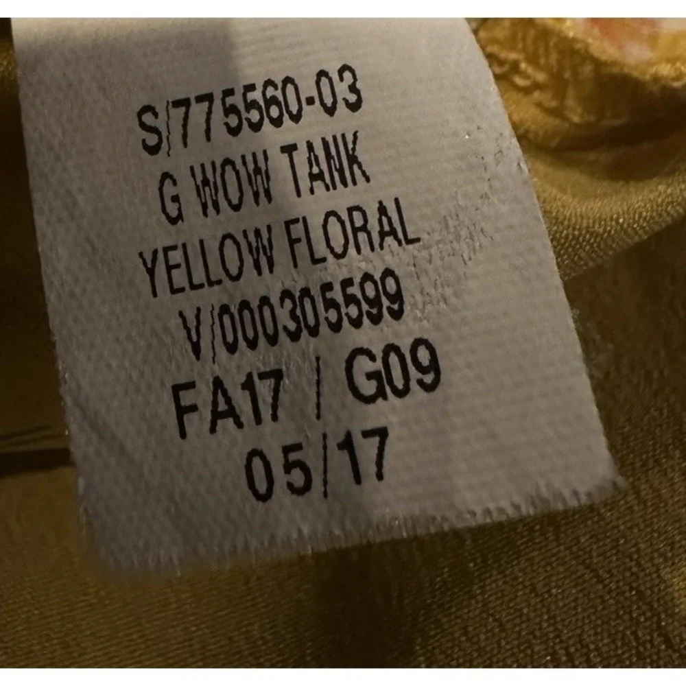 Old Navy Toddler Girl‎ Size 3T Wow floral sleeveless back button tank blouse top
